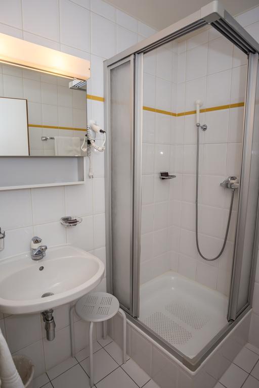 Hotel Residence Cite-Verdaine Женева Номер фото